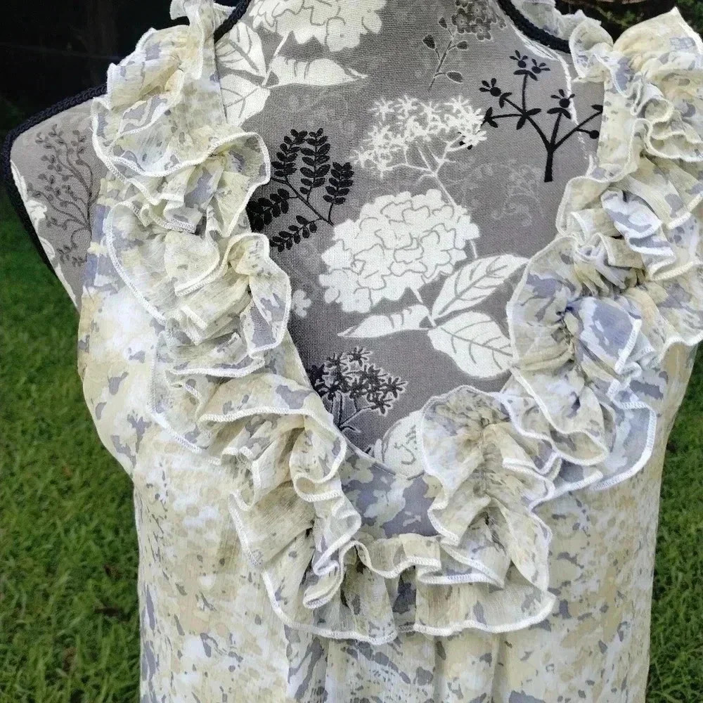 Adiva Blouse Ruffles - Picture 3 of 7